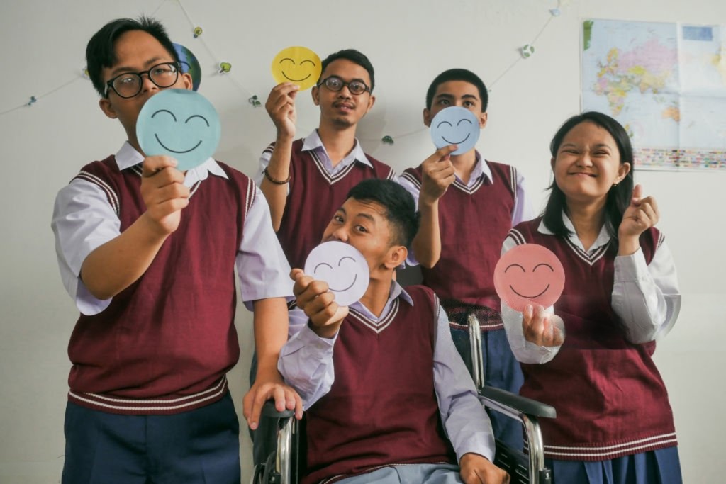 About Deaf Association